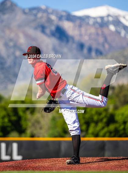 Thumbnail 2 in American Fork vs. Weber (UHSAA 6A Super Regionals) photogallery.