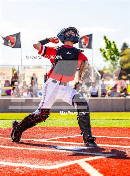 Thumbnail 3 in American Fork vs. Weber (UHSAA 6A Super Regionals) photogallery.
