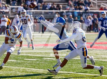 Thumbnail 2 in Dixie vs. Orem (UHSAA 4A Final) photogallery.