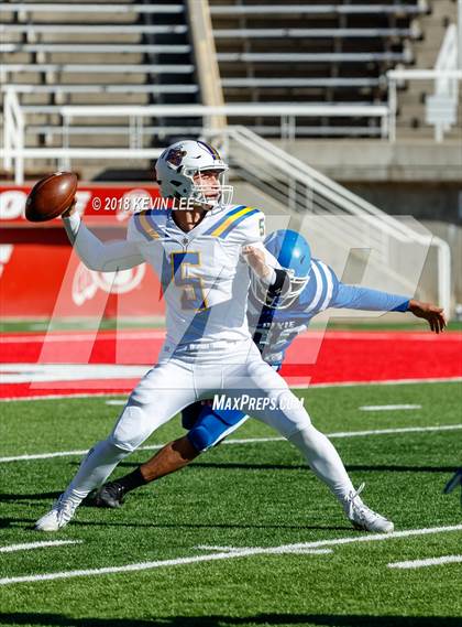 Thumbnail 2 in Dixie vs. Orem (UHSAA 4A Final) photogallery.