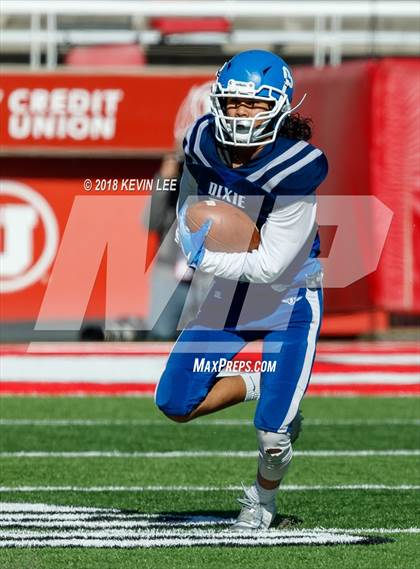 Thumbnail 2 in Dixie vs. Orem (UHSAA 4A Final) photogallery.