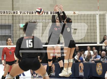 Thumbnail 2 in Central vs Mater Dei (CIF State Open Division Final) photogallery.