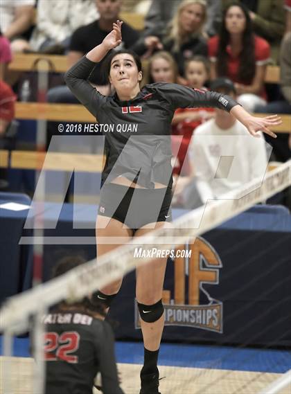 Thumbnail 3 in Central vs Mater Dei (CIF State Open Division Final) photogallery.