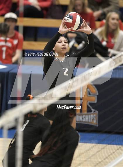Thumbnail 3 in Central vs Mater Dei (CIF State Open Division Final) photogallery.