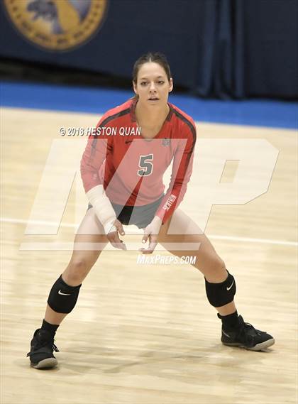 Thumbnail 2 in Central vs Mater Dei (CIF State Open Division Final) photogallery.