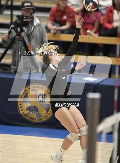 Thumbnail 3 in Central vs Mater Dei (CIF State Open Division Final) photogallery.