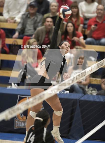 Thumbnail 1 in Central vs Mater Dei (CIF State Open Division Final) photogallery.