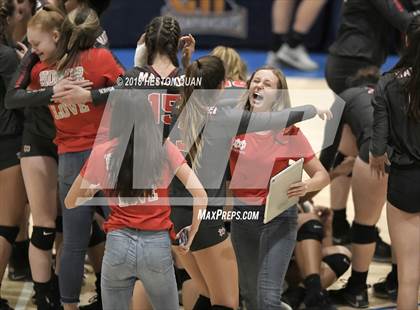 Thumbnail 2 in Central vs Mater Dei (CIF State Open Division Final) photogallery.