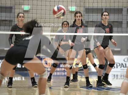 Thumbnail 1 in Central vs Mater Dei (CIF State Open Division Final) photogallery.