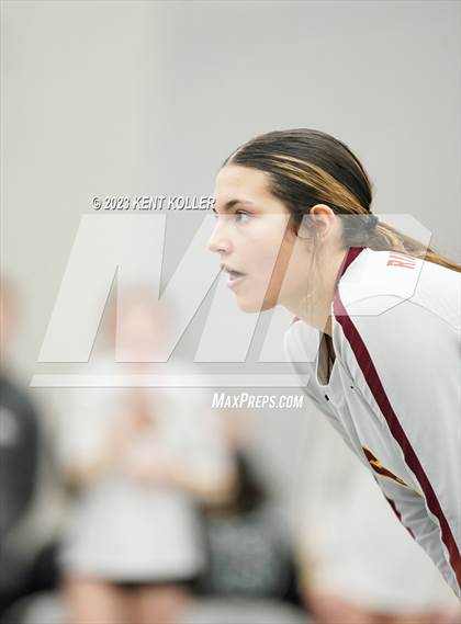 Thumbnail 1 in Lake Fenton vs. Riverview (Beast of the East) photogallery.