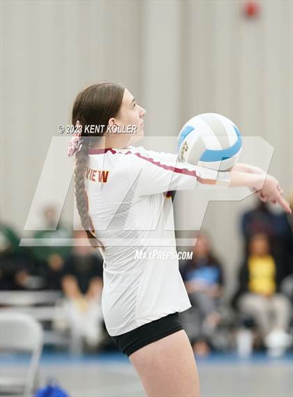 Thumbnail 3 in Lake Fenton vs. Riverview (Beast of the East) photogallery.