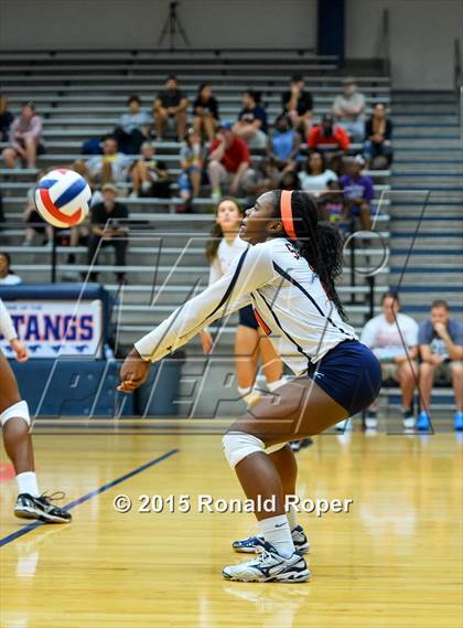 Thumbnail 3 in Sachse vs. Garland photogallery.