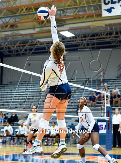 Thumbnail 2 in Sachse vs. Garland photogallery.