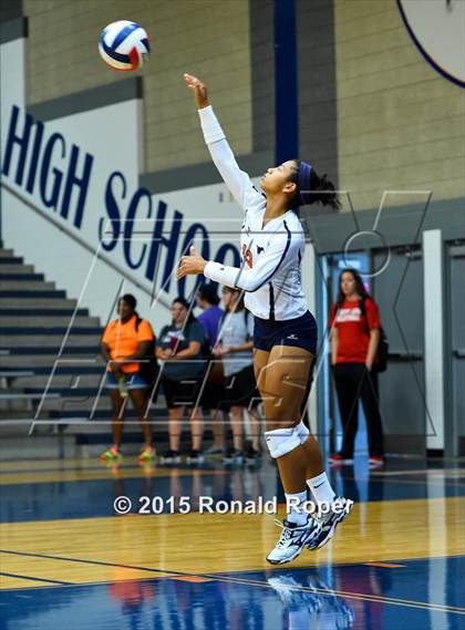 Thumbnail 2 in Sachse vs. Garland photogallery.