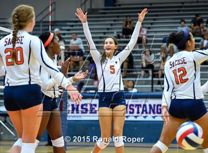 Thumbnail 3 in Sachse vs. Garland photogallery.