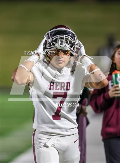 Thumbnail 3 in Hereford vs Stephenville (UIL Football 4A D1 Area) photogallery.