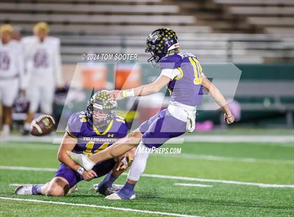 Thumbnail 3 in Hereford vs Stephenville (UIL Football 4A D1 Area) photogallery.