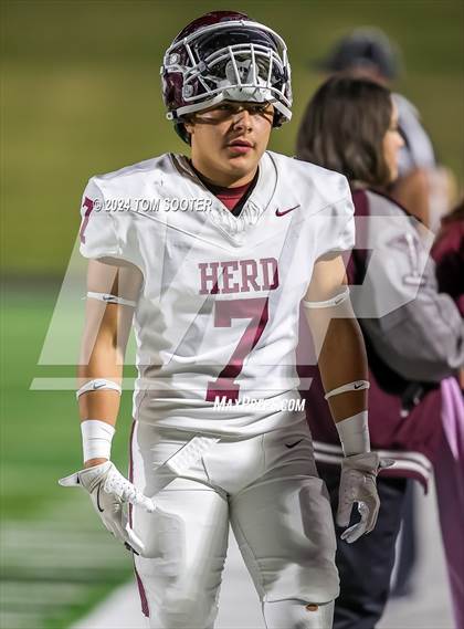 Thumbnail 2 in Hereford vs Stephenville (UIL Football 4A D1 Area) photogallery.
