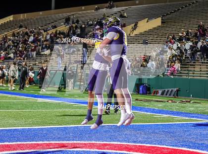 Thumbnail 1 in Hereford vs Stephenville (UIL Football 4A D1 Area) photogallery.