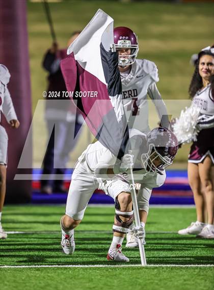 Thumbnail 3 in Hereford vs Stephenville (UIL Football 4A D1 Area) photogallery.