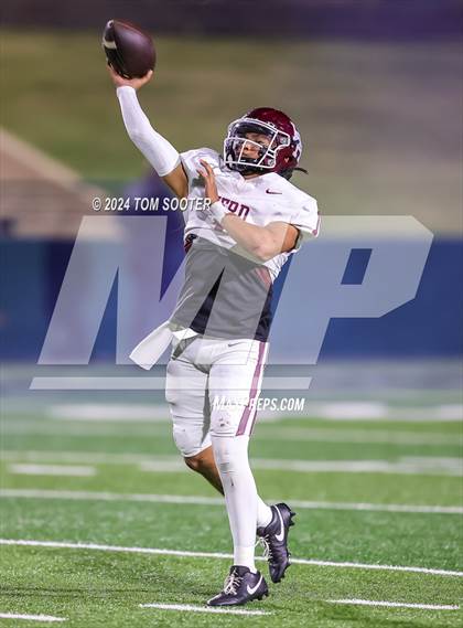 Thumbnail 1 in Hereford vs Stephenville (UIL Football 4A D1 Area) photogallery.