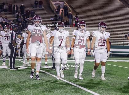 Thumbnail 2 in Hereford vs Stephenville (UIL Football 4A D1 Area) photogallery.