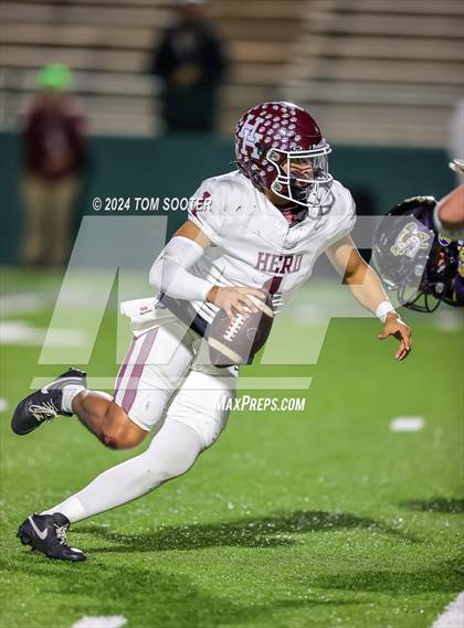 Thumbnail 1 in Hereford vs Stephenville (UIL Football 4A D1 Area) photogallery.