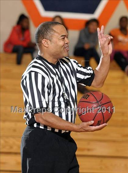 Thumbnail 3 in Encina Prep vs. Lathrop (Cosumnes Oaks Classic) photogallery.