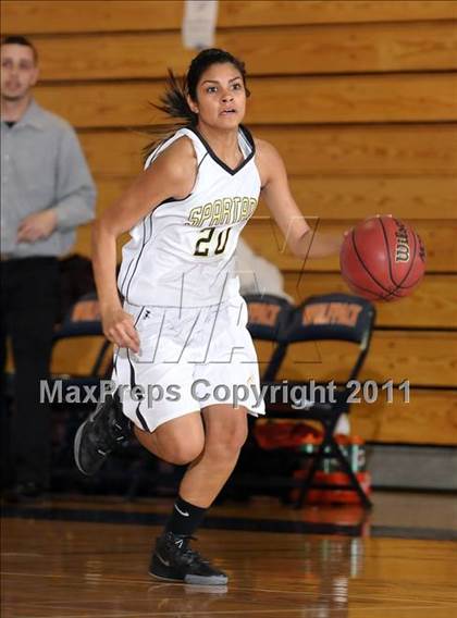 Thumbnail 3 in Encina Prep vs. Lathrop (Cosumnes Oaks Classic) photogallery.