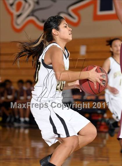 Thumbnail 3 in Encina Prep vs. Lathrop (Cosumnes Oaks Classic) photogallery.