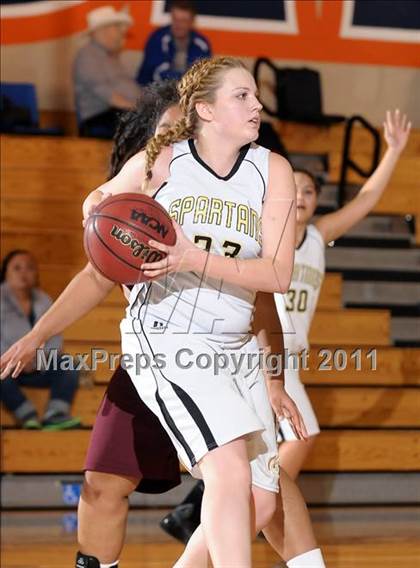 Thumbnail 2 in Encina Prep vs. Lathrop (Cosumnes Oaks Classic) photogallery.