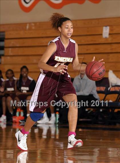 Thumbnail 2 in Encina Prep vs. Lathrop (Cosumnes Oaks Classic) photogallery.