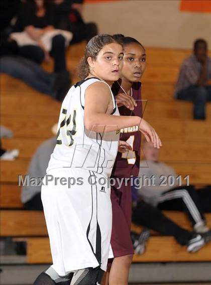 Thumbnail 1 in Encina Prep vs. Lathrop (Cosumnes Oaks Classic) photogallery.