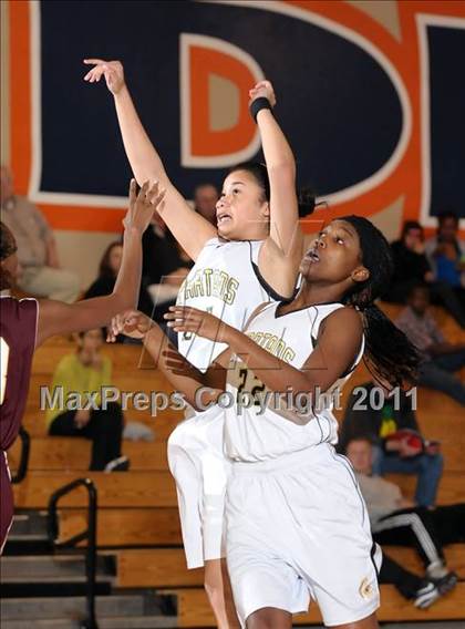 Thumbnail 3 in Encina Prep vs. Lathrop (Cosumnes Oaks Classic) photogallery.
