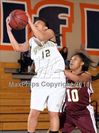 Thumbnail 3 in Encina Prep vs. Lathrop (Cosumnes Oaks Classic) photogallery.