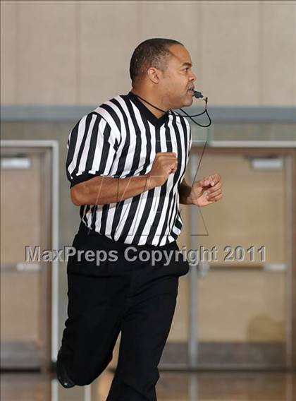 Thumbnail 2 in Encina Prep vs. Lathrop (Cosumnes Oaks Classic) photogallery.