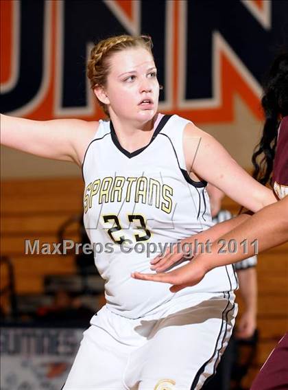 Thumbnail 2 in Encina Prep vs. Lathrop (Cosumnes Oaks Classic) photogallery.
