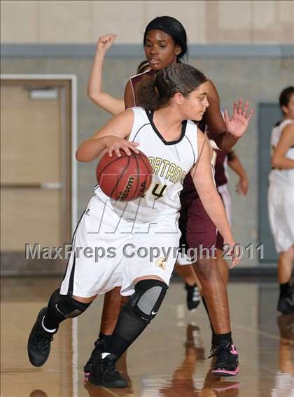 Thumbnail 3 in Encina Prep vs. Lathrop (Cosumnes Oaks Classic) photogallery.