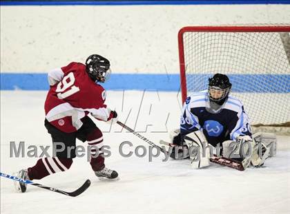 Thumbnail 3 in Wilton @ North Haven (State Quarterfinal) photogallery.