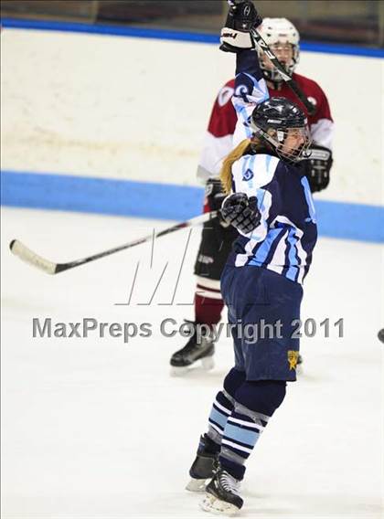Thumbnail 2 in Wilton @ North Haven (State Quarterfinal) photogallery.