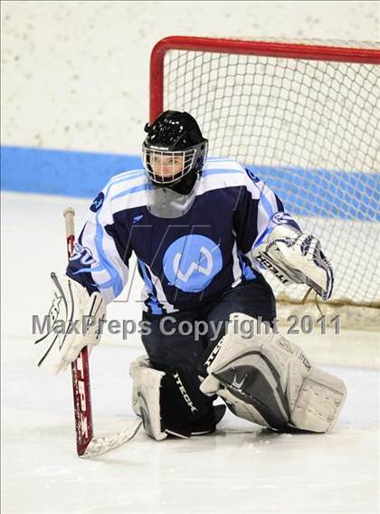 Thumbnail 3 in Wilton @ North Haven (State Quarterfinal) photogallery.