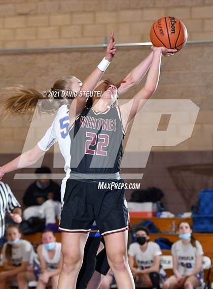 Thumbnail 3 in Whitney vs. Lincoln (Chavez Classic) photogallery.