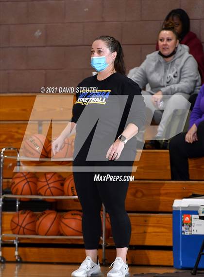 Thumbnail 1 in Whitney vs. Lincoln (Chavez Classic) photogallery.