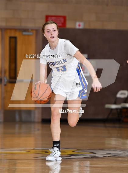 Thumbnail 2 in Whitney vs. Lincoln (Chavez Classic) photogallery.