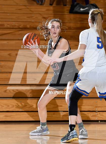Thumbnail 2 in Whitney vs. Lincoln (Chavez Classic) photogallery.
