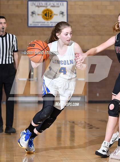 Thumbnail 1 in Whitney vs. Lincoln (Chavez Classic) photogallery.
