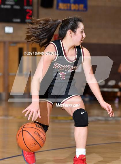Thumbnail 3 in Whitney vs. Lincoln (Chavez Classic) photogallery.