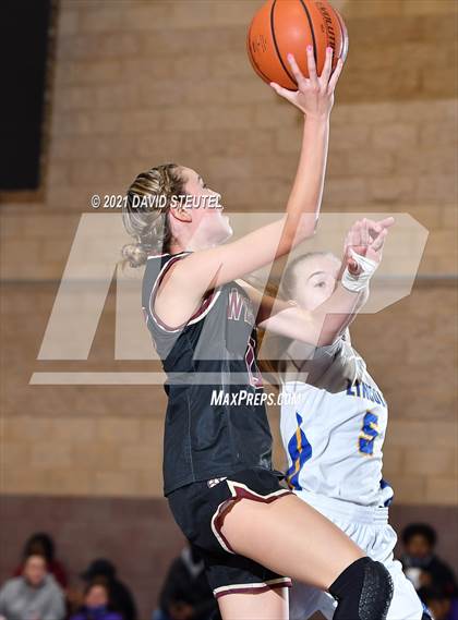 Thumbnail 3 in Whitney vs. Lincoln (Chavez Classic) photogallery.