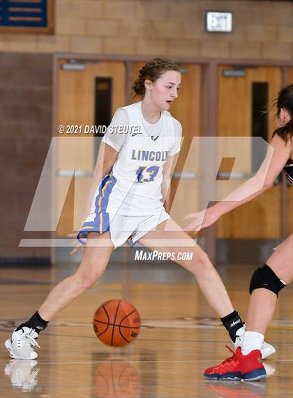 Thumbnail 1 in Whitney vs. Lincoln (Chavez Classic) photogallery.