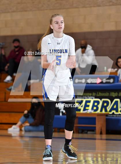 Thumbnail 3 in Whitney vs. Lincoln (Chavez Classic) photogallery.